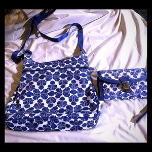 Vera Bradley Purse and matching wallet.